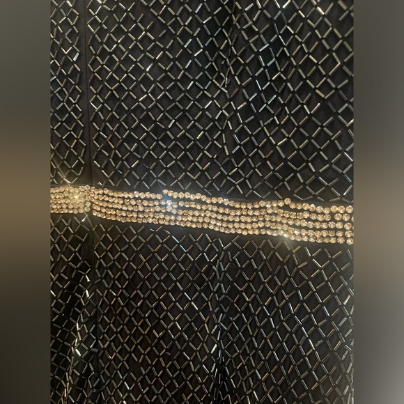 Mac Duggal BEADED BUTTERFLY SLEEVE COLUMN GOWN - Picture 8 of 16